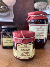 Load image into Gallery viewer, Companhia das Aboboras - Wild Berry Jam Gourmet
