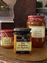 Load image into Gallery viewer, Companhia das Aboboras - Pumpkin Jam with Almonds Gourmet
