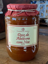 Load image into Gallery viewer, Companhia das Aboboras - Pumpkin Jam Extra with Walnuts Lg
